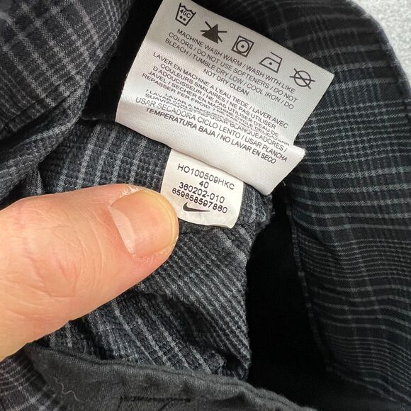Nike Golf Shorts Mens 40 Gray Plaid Flat Front Stretch Moisture Wicking Chino - Picture 8 of 11